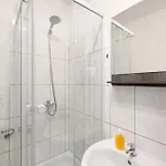 Ferienwohnung Laage شقة