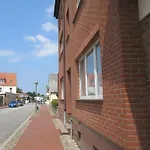 Ferienwohnung Laage شقة *