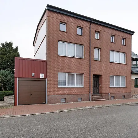 アパート Ferienwohnung Laage Laage